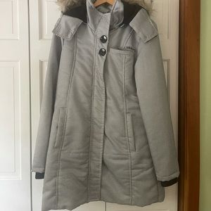 ❄️❄️Billabong mid length puffer jacket ❄️❄️